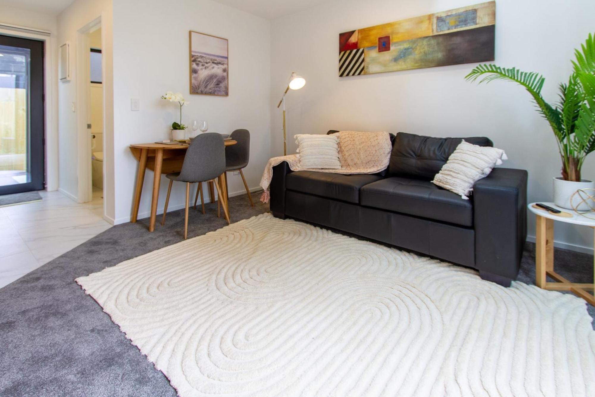 Botanic Bliss Bungalow: 1 Bed Loft * Christchurch